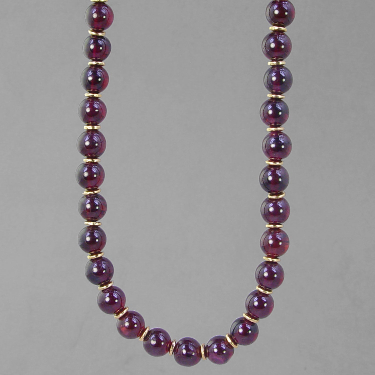 Garnet Classic Round Necklace
