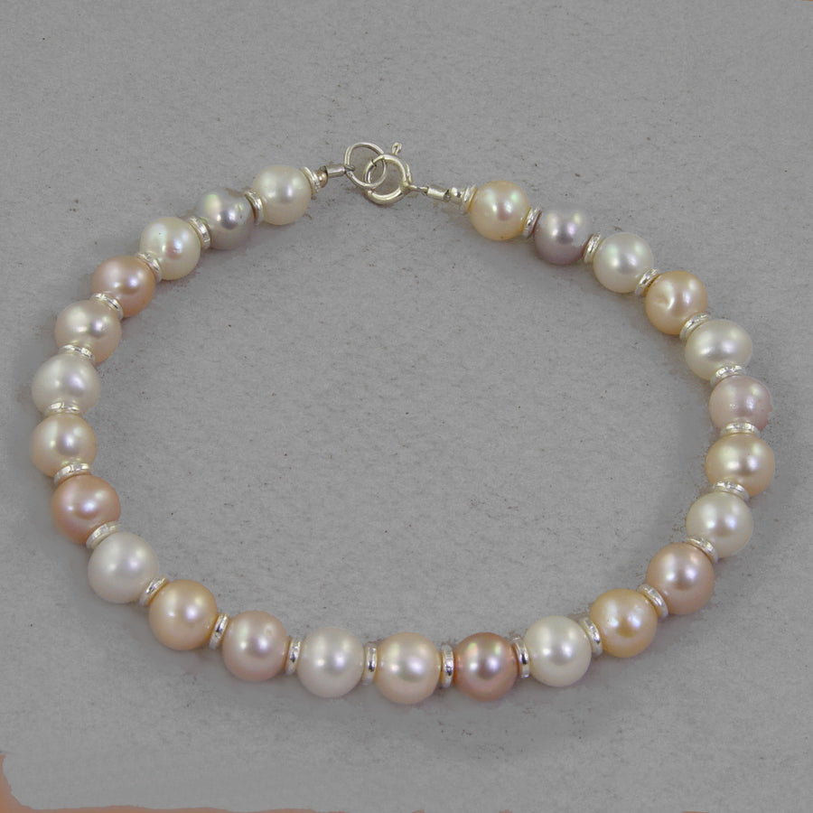Mixed Pearl Classic Round Bracelet